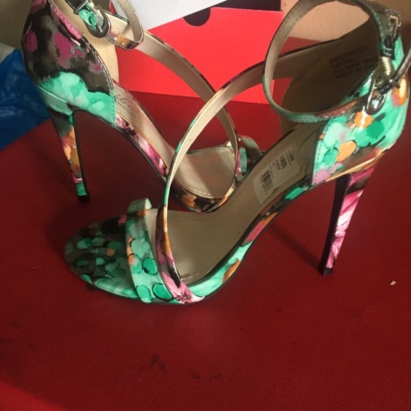 Floral heels - Picture 2 of 4